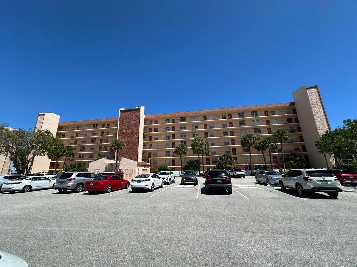 14527 Bonaire Boulevard, #306
