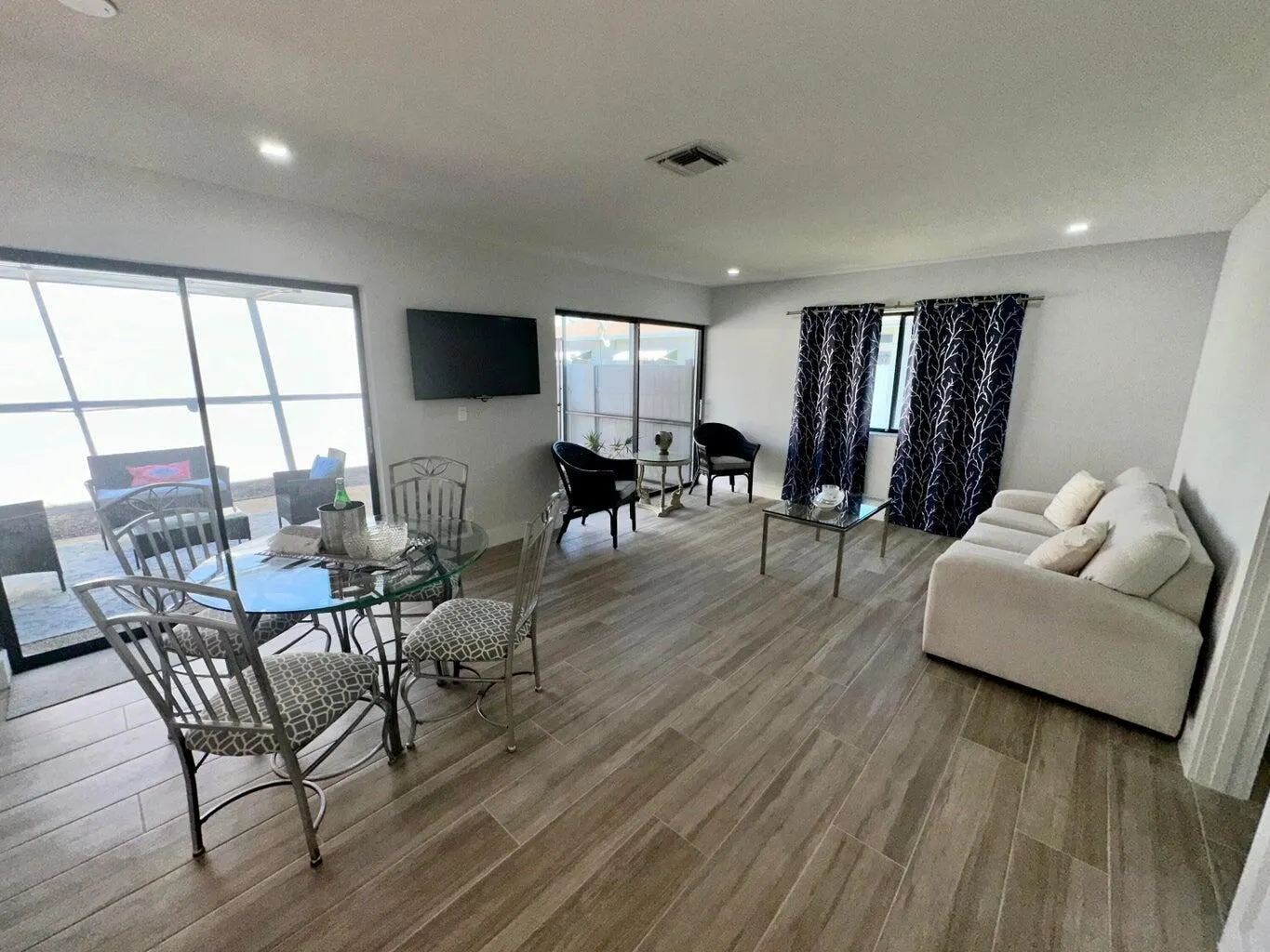 14820 Wildflower Lane