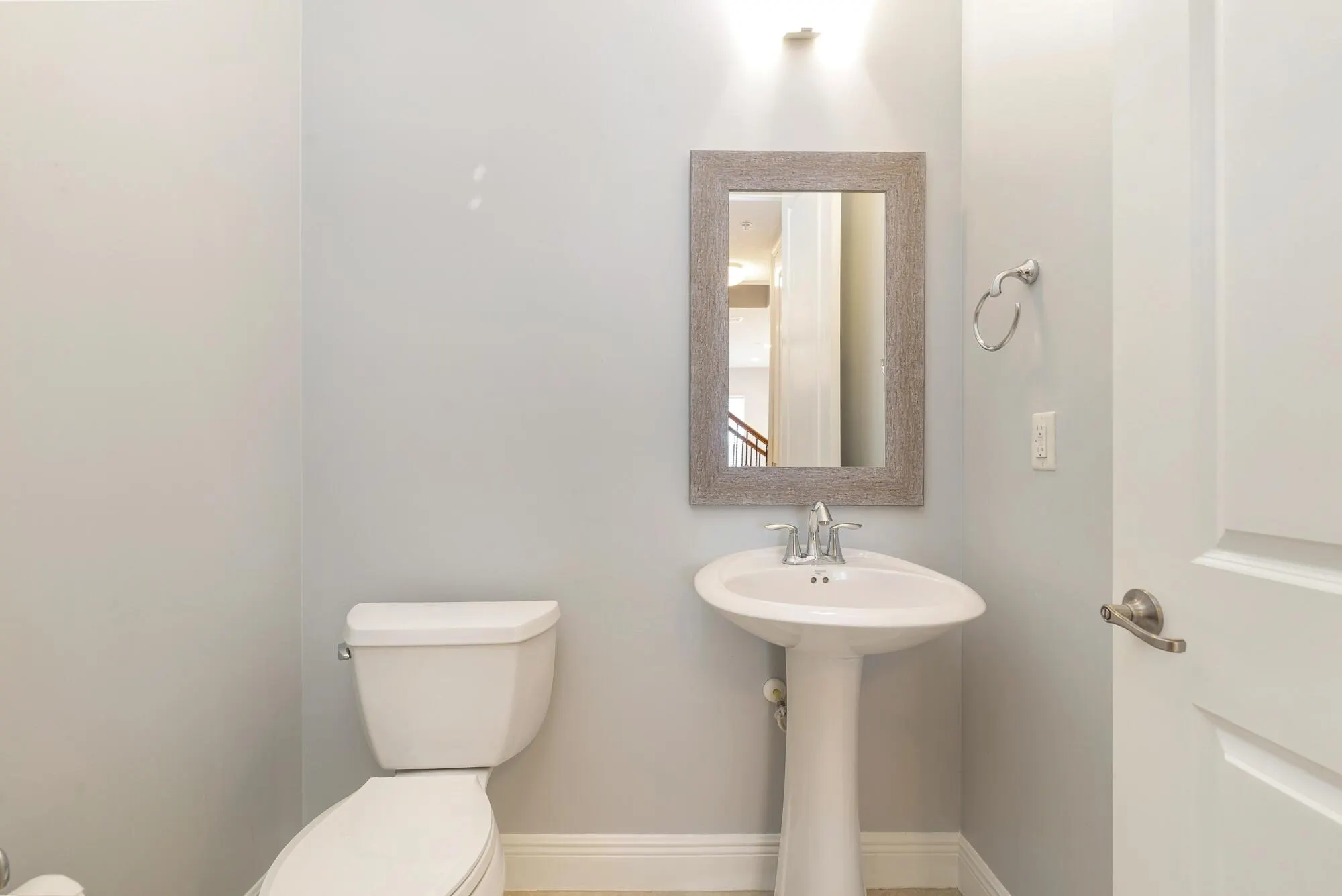 3672 Vintage Way
