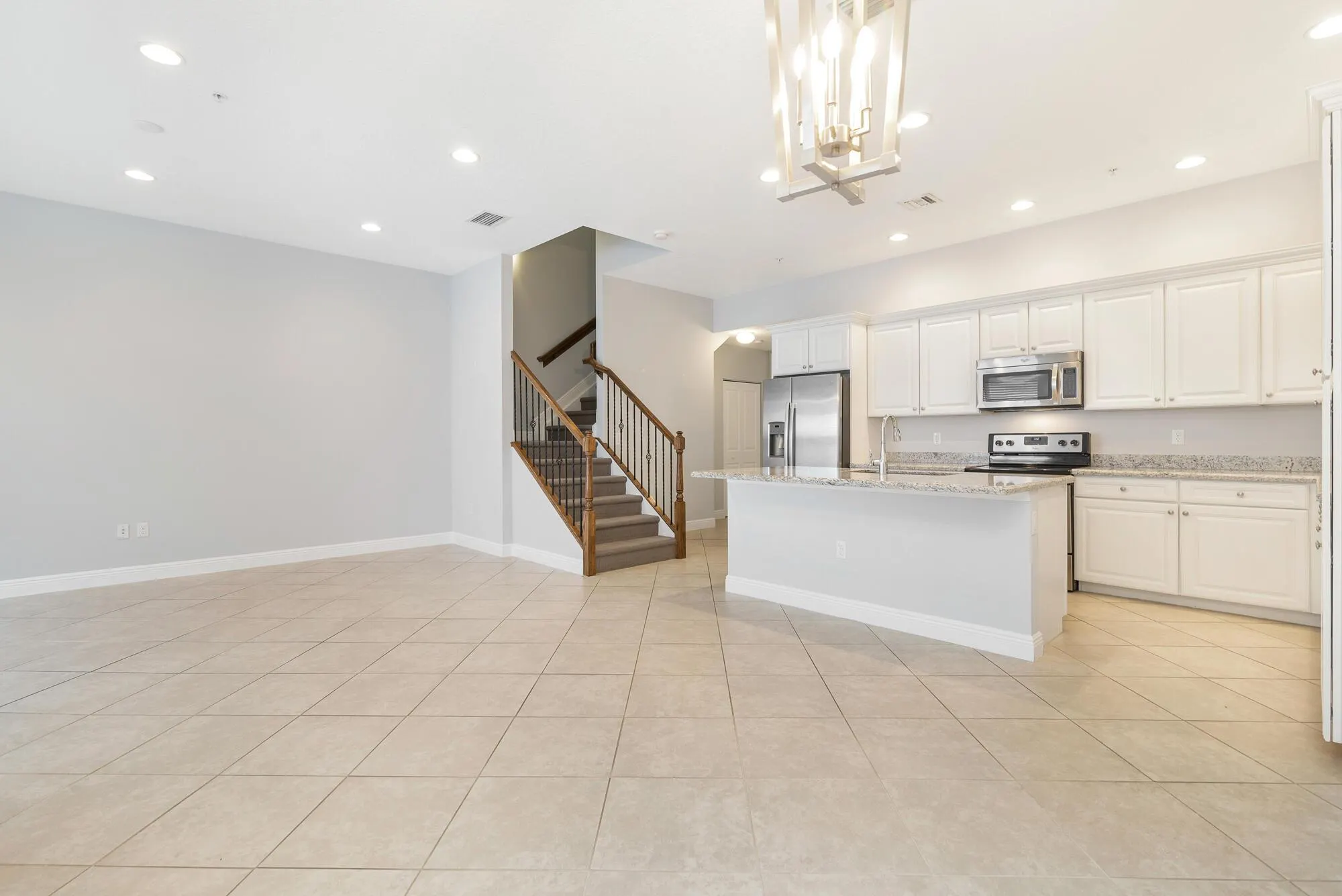 3672 Vintage Way