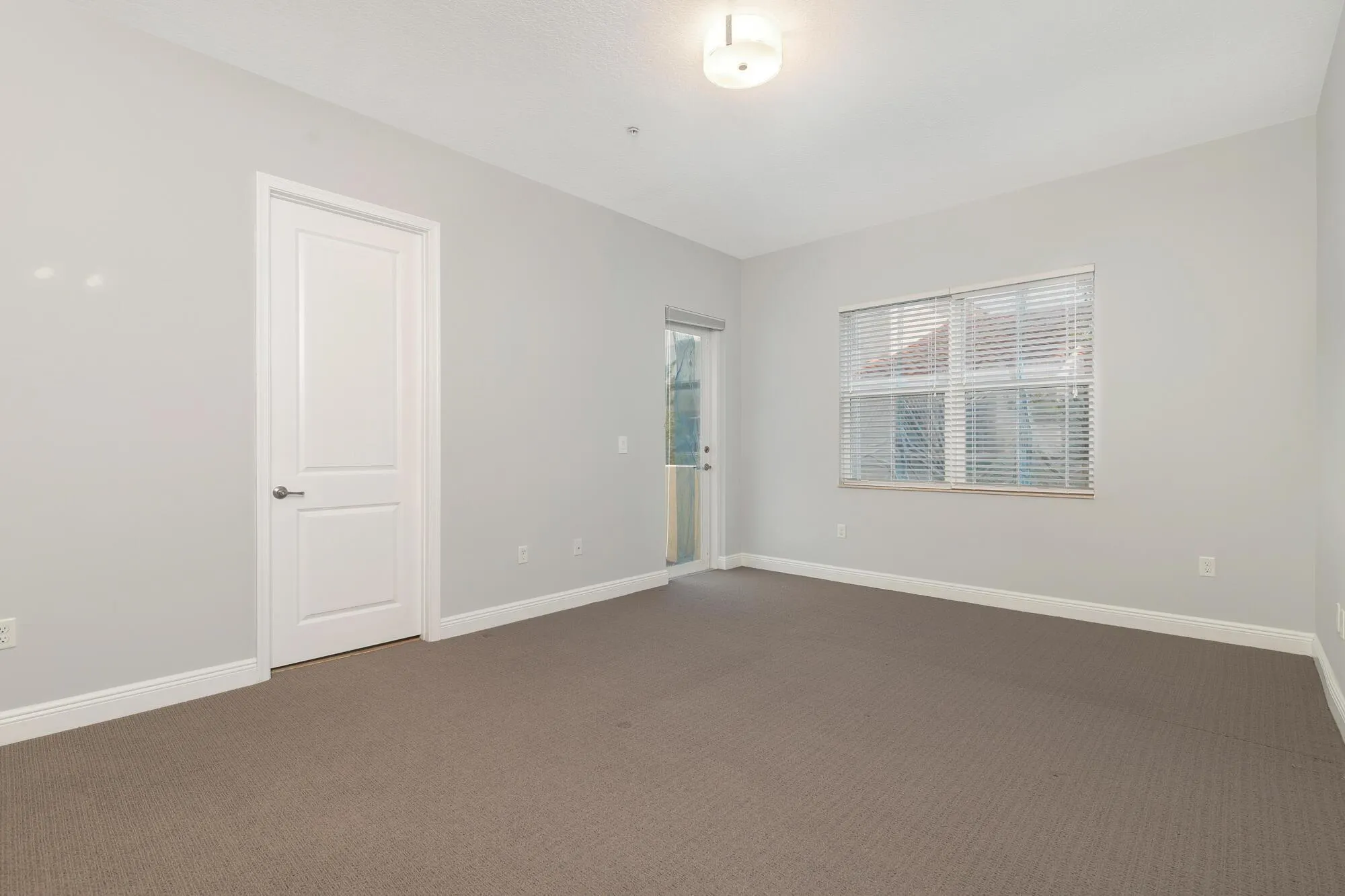 3672 Vintage Way