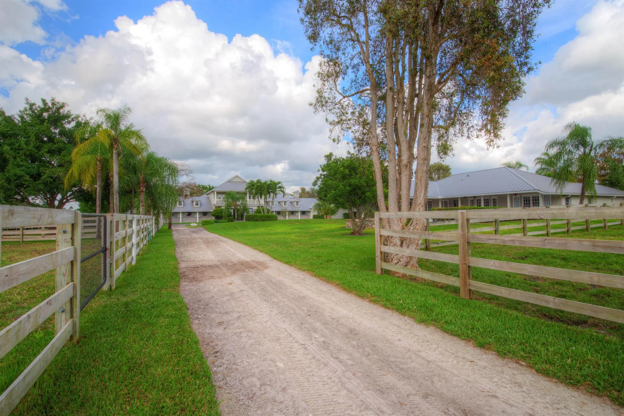 14530 Laurel Trail