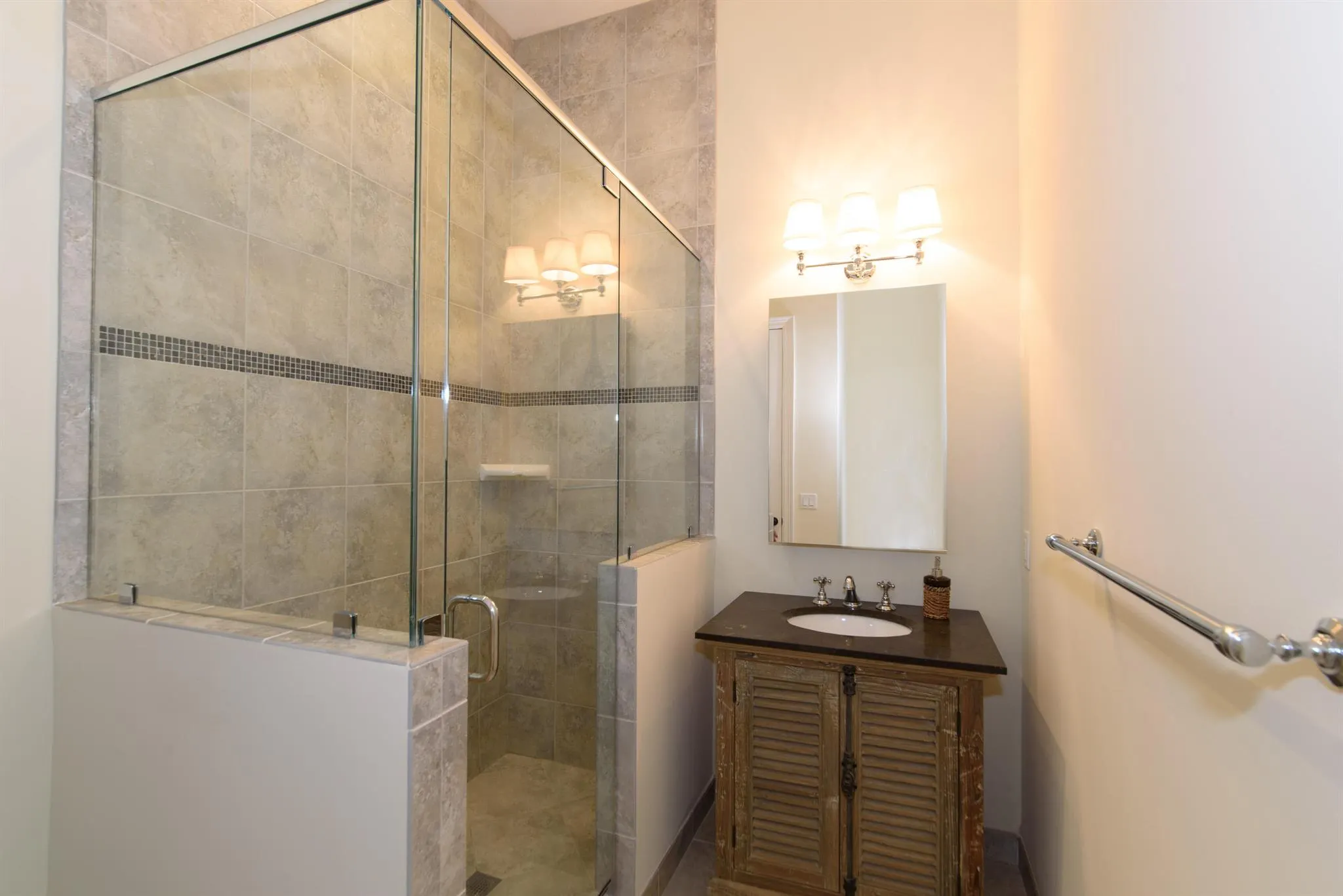 14530 Laurel Trail