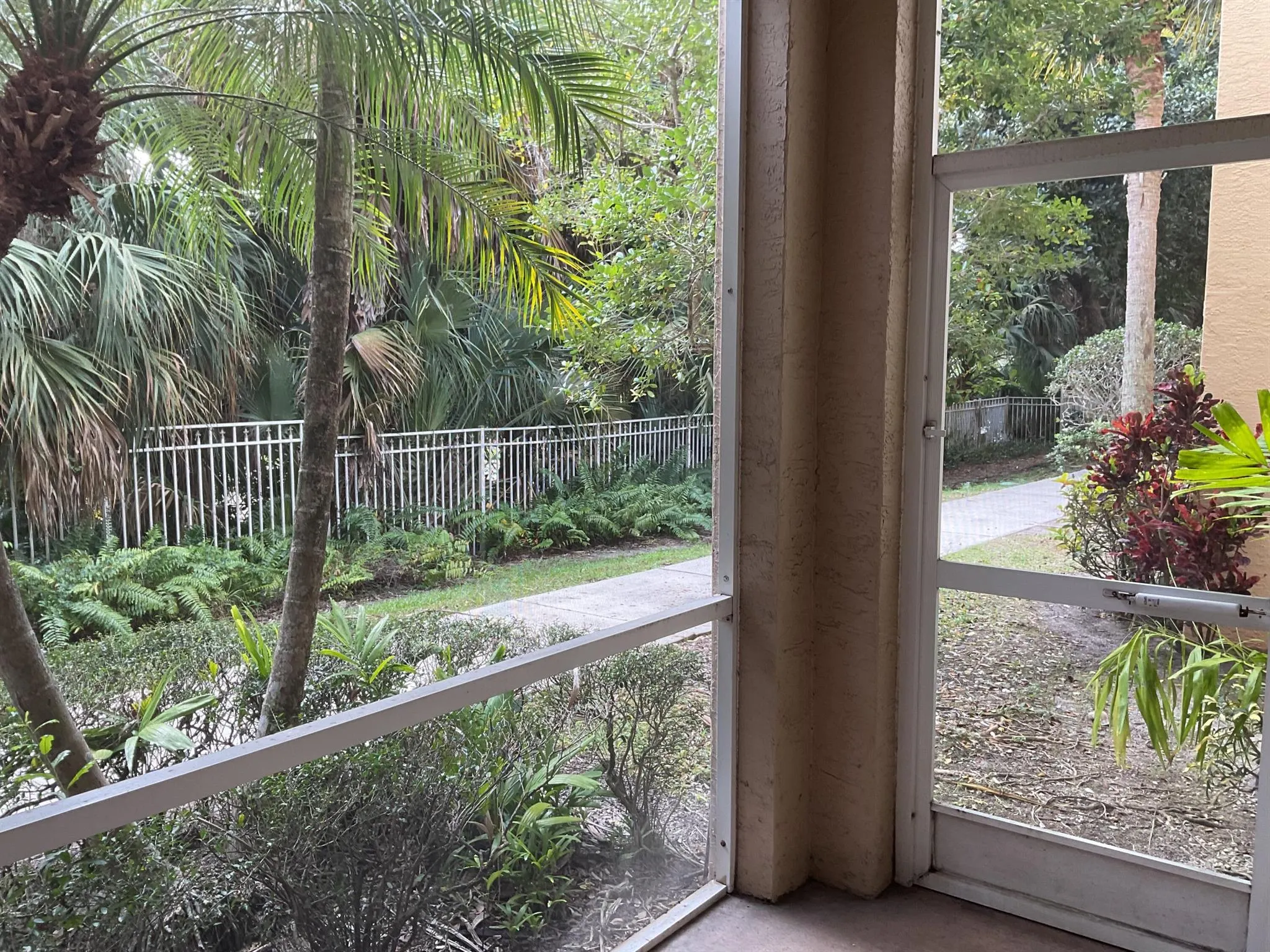 6370 Emerald Dunes Drive, #103