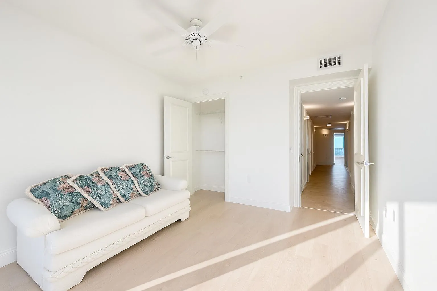 800 Ocean Drive, #803