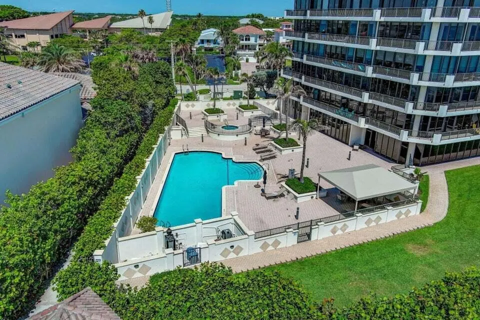 800 Ocean Drive, #803
