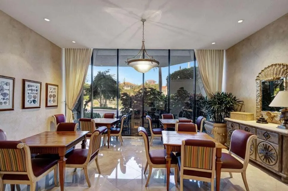 800 Ocean Drive, #803