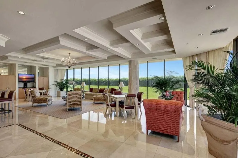 800 Ocean Drive, #803