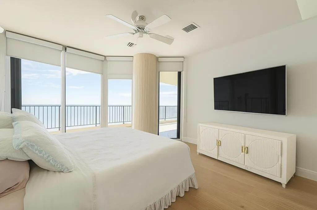 800 Ocean Drive, #803