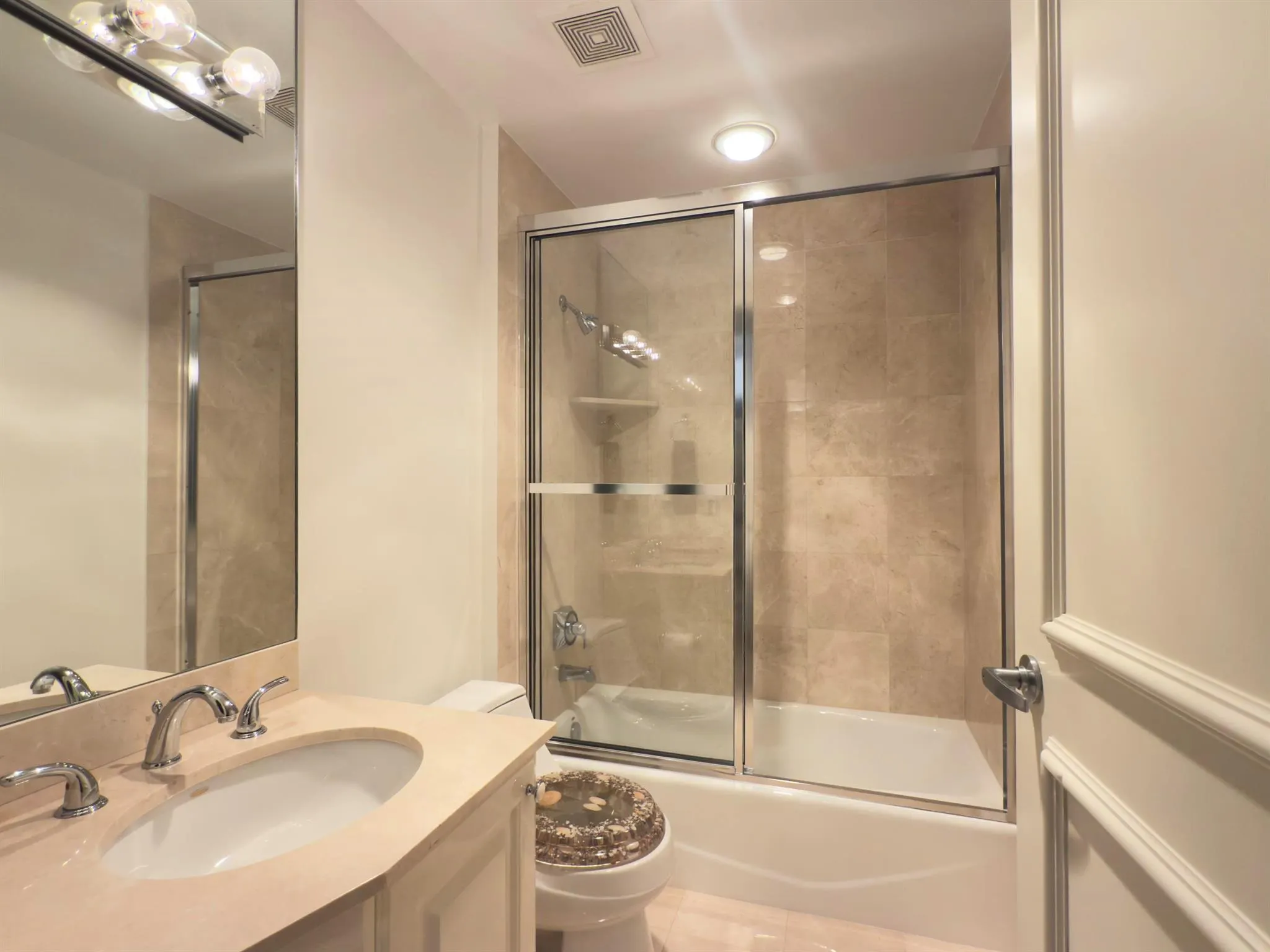 800 Ocean Drive, #803