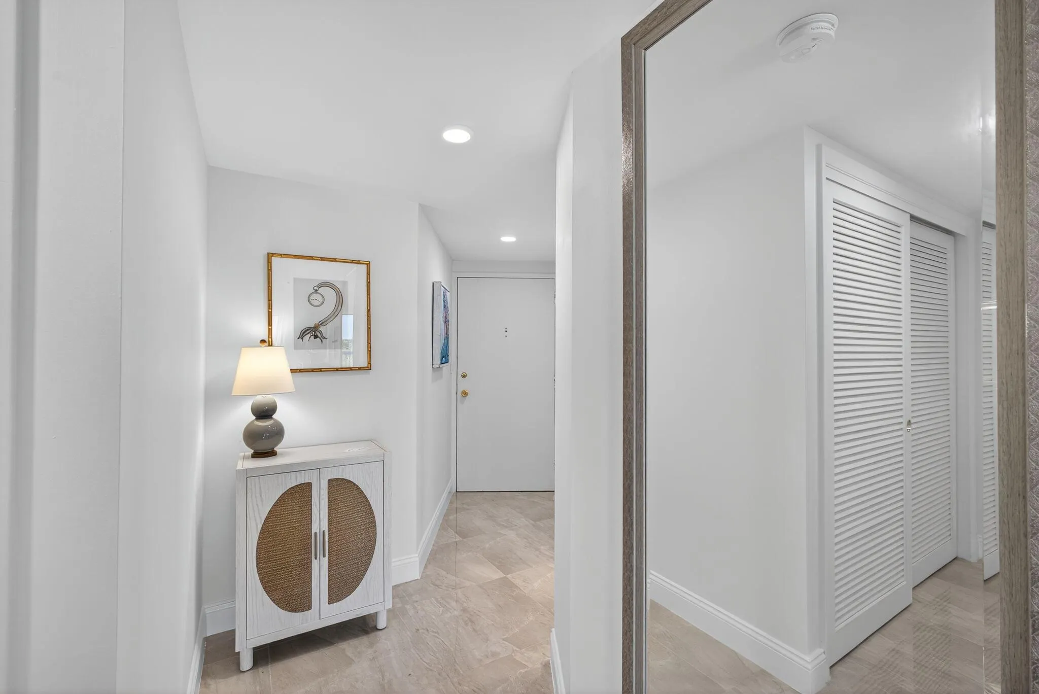 2600 N Flagler Drive, #813