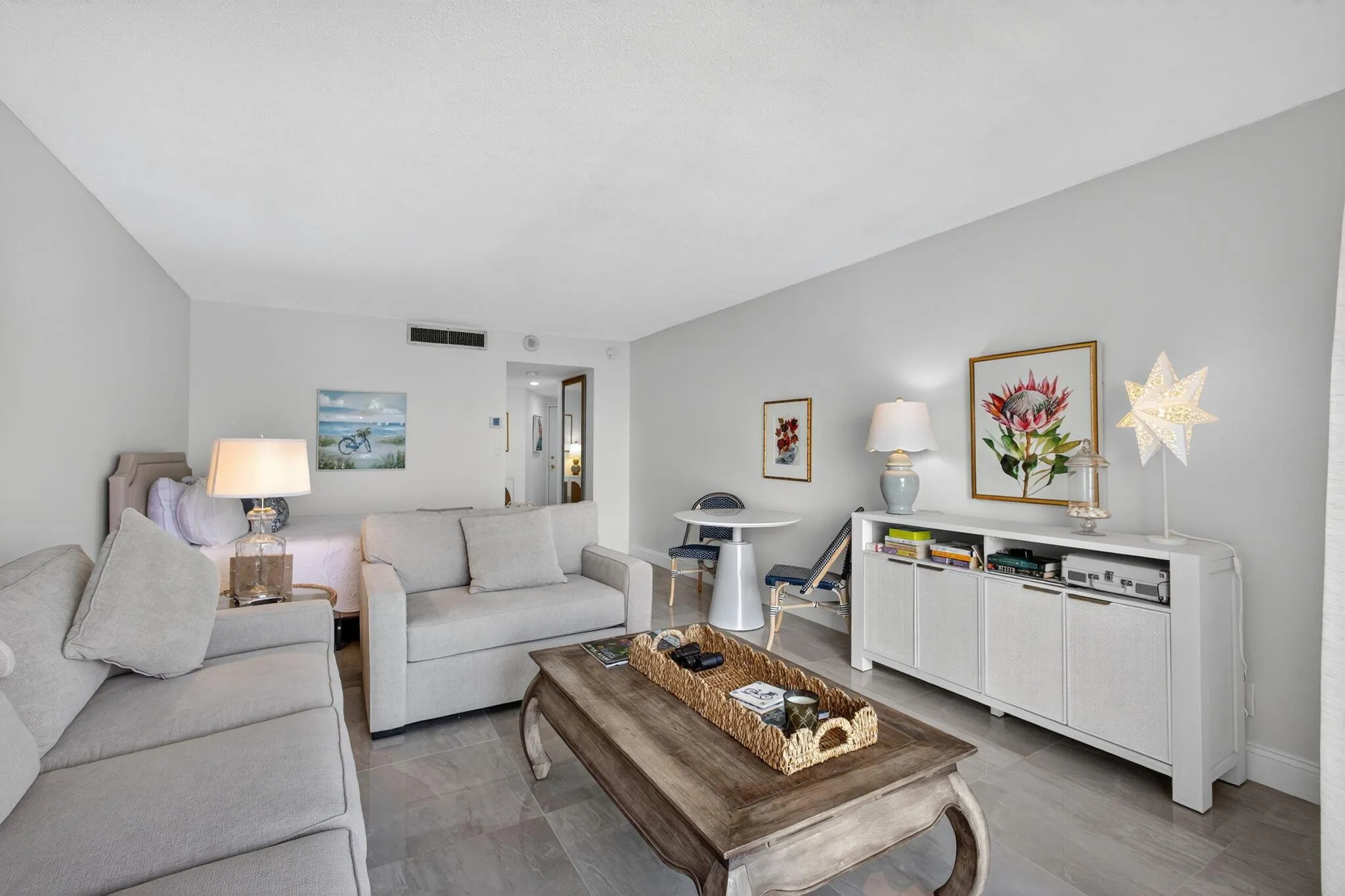2600 N Flagler Drive, #813