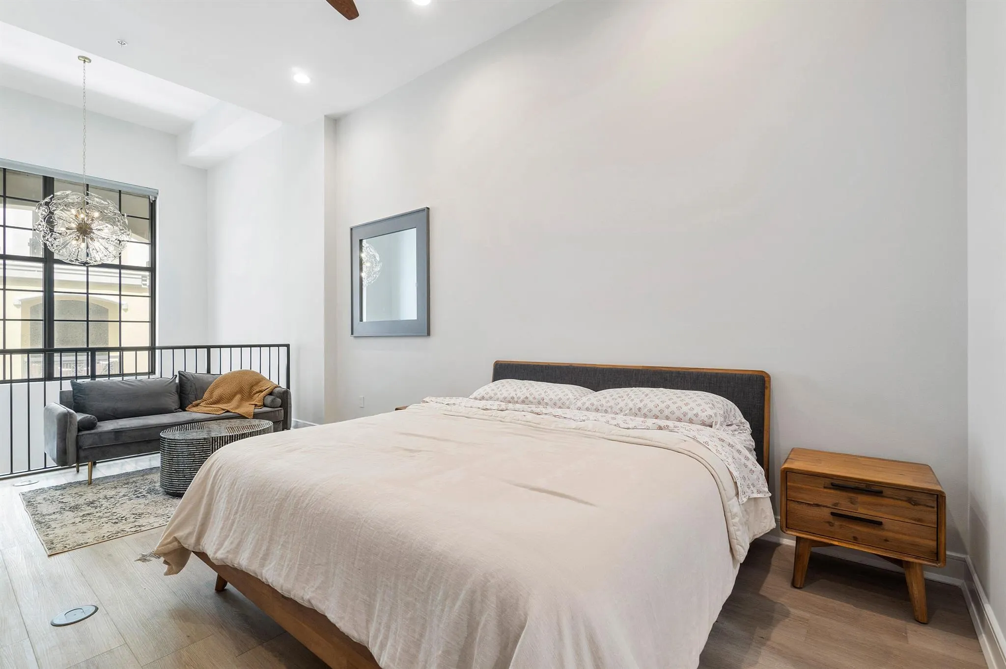 801 S Olive Avenue, #430