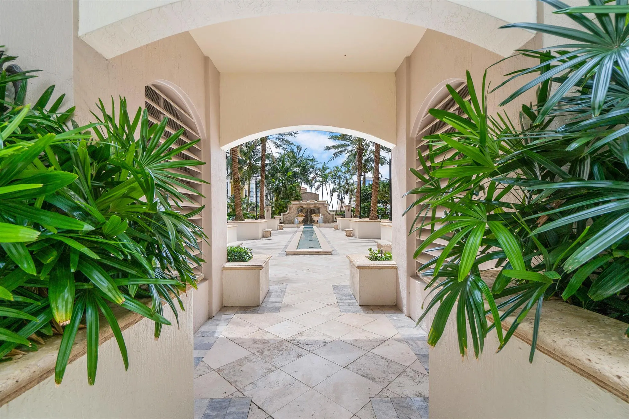 801 S Olive Avenue, #430