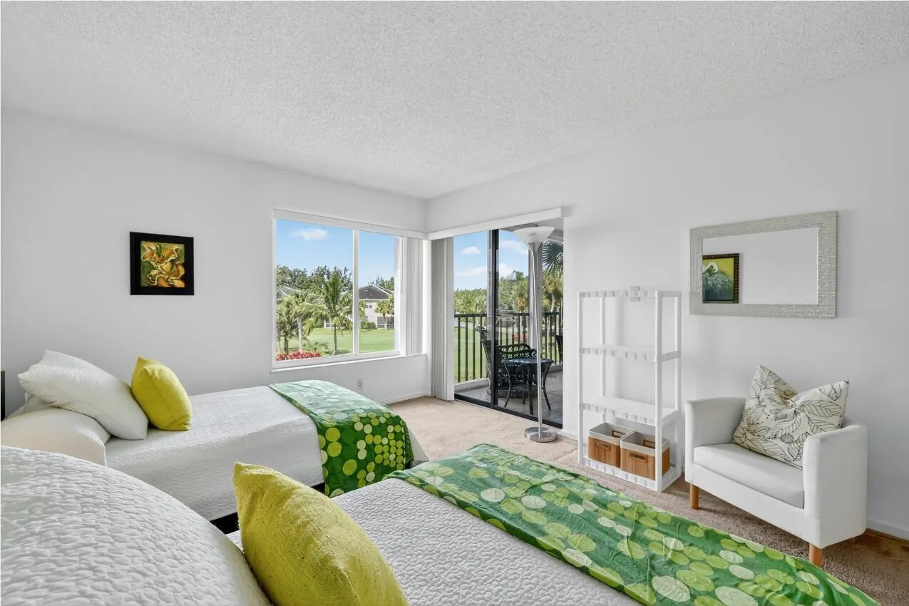 2400 S Ocean Drive, #7333