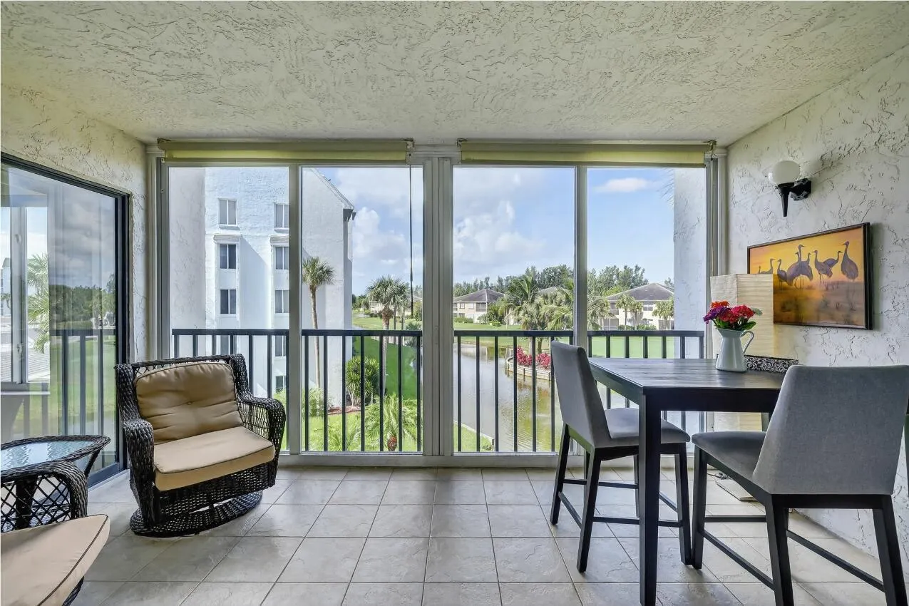 2400 S Ocean Drive, #7333