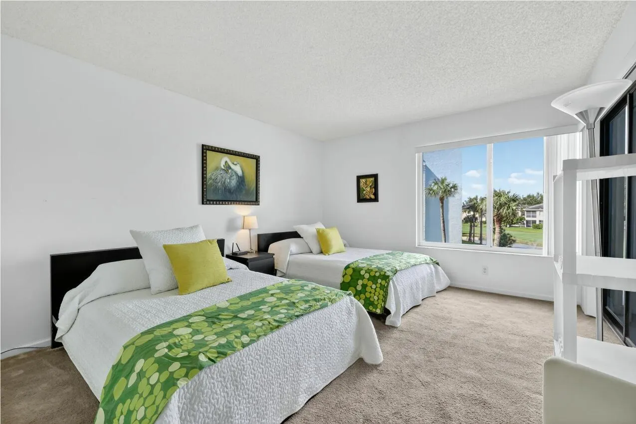 2400 S Ocean Drive, #7333