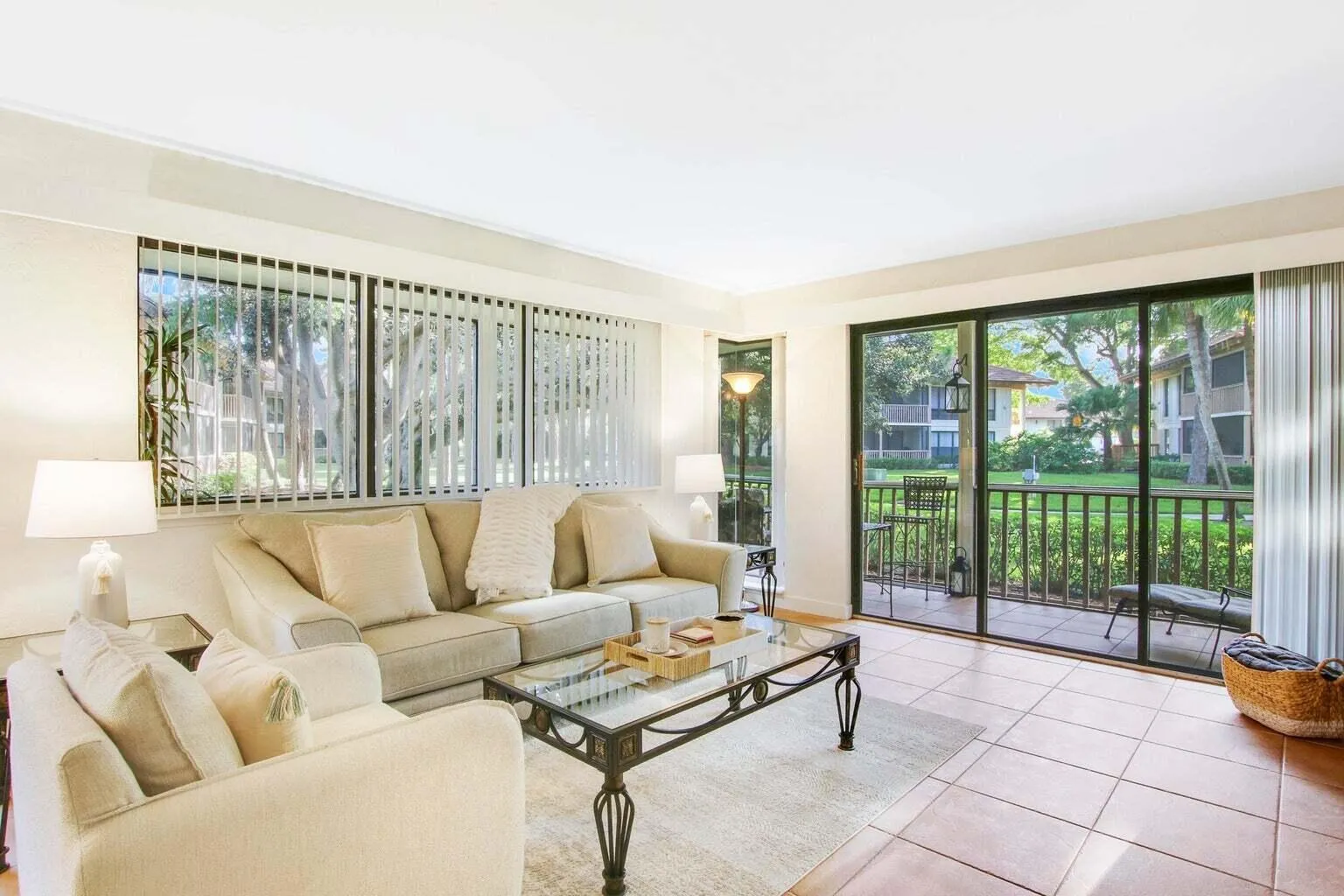 141 Brackenwood Road