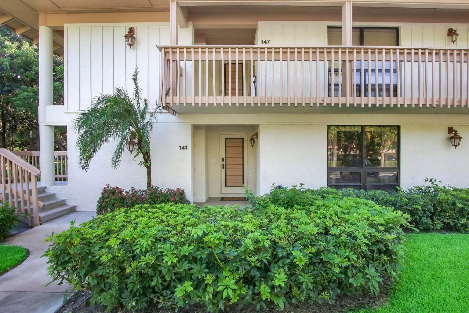 141 Brackenwood Road