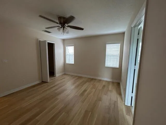 5795 SE Mitzi Lane