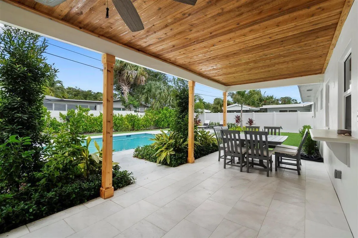 1518 Lance Road