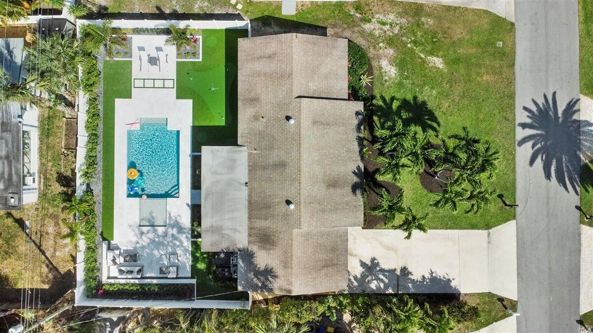 1518 Lance Road