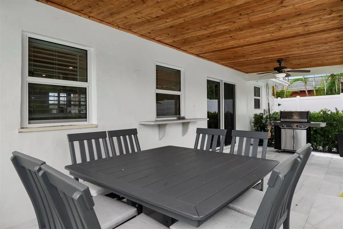 1518 Lance Road