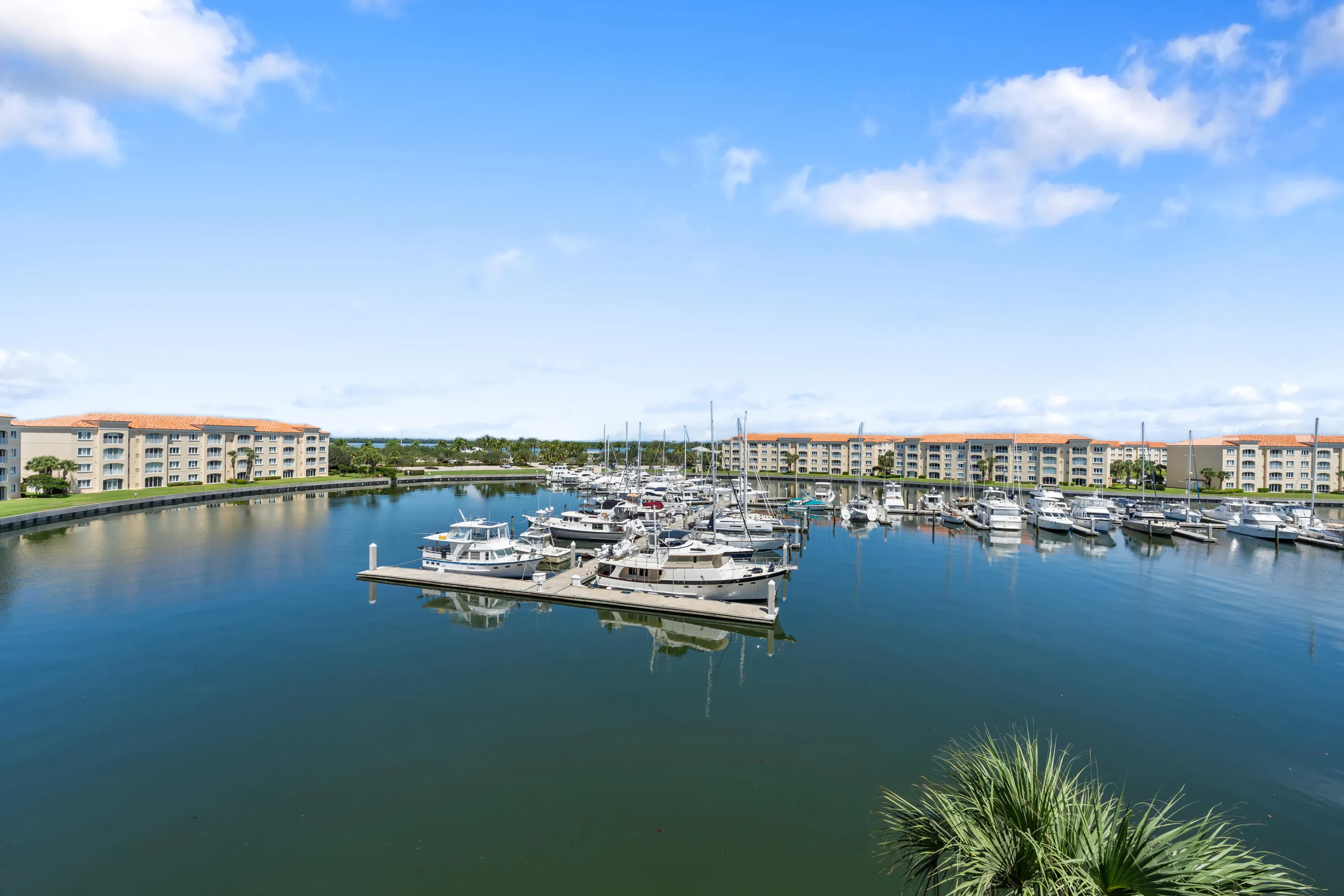14 W Harbour Isle Drive, #3