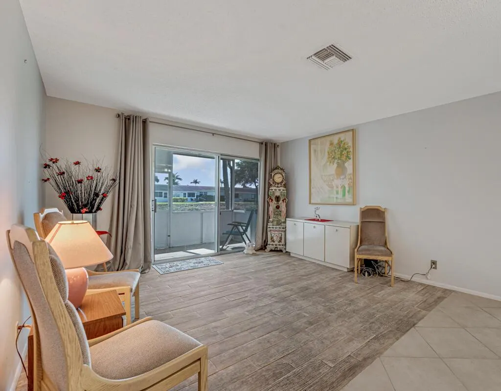 2775 Dudley Drive W, #D