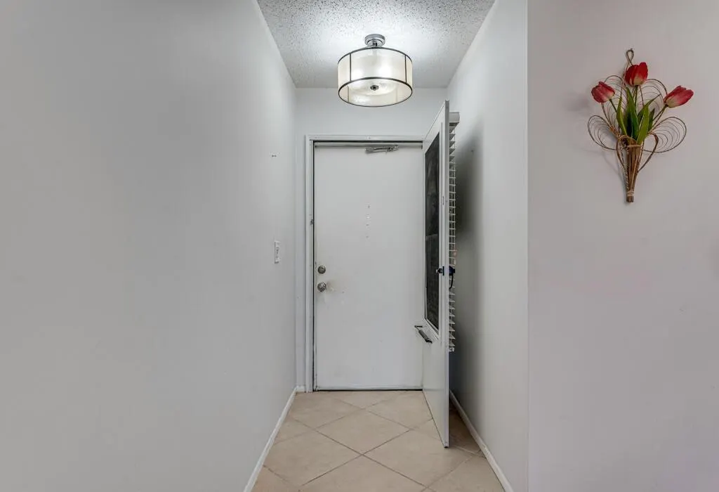 2775 Dudley Drive W, #D