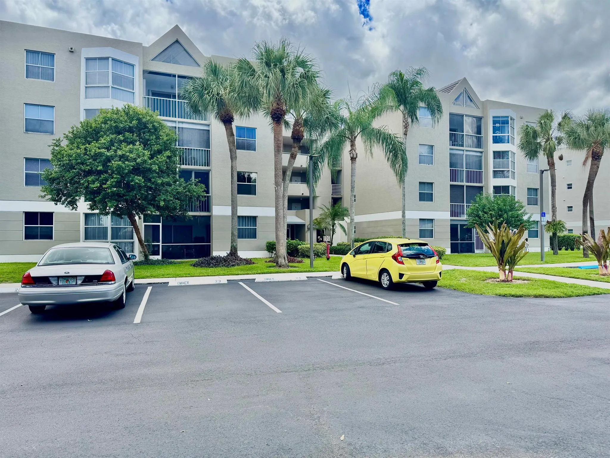 5910 Morningstar Circle, #306