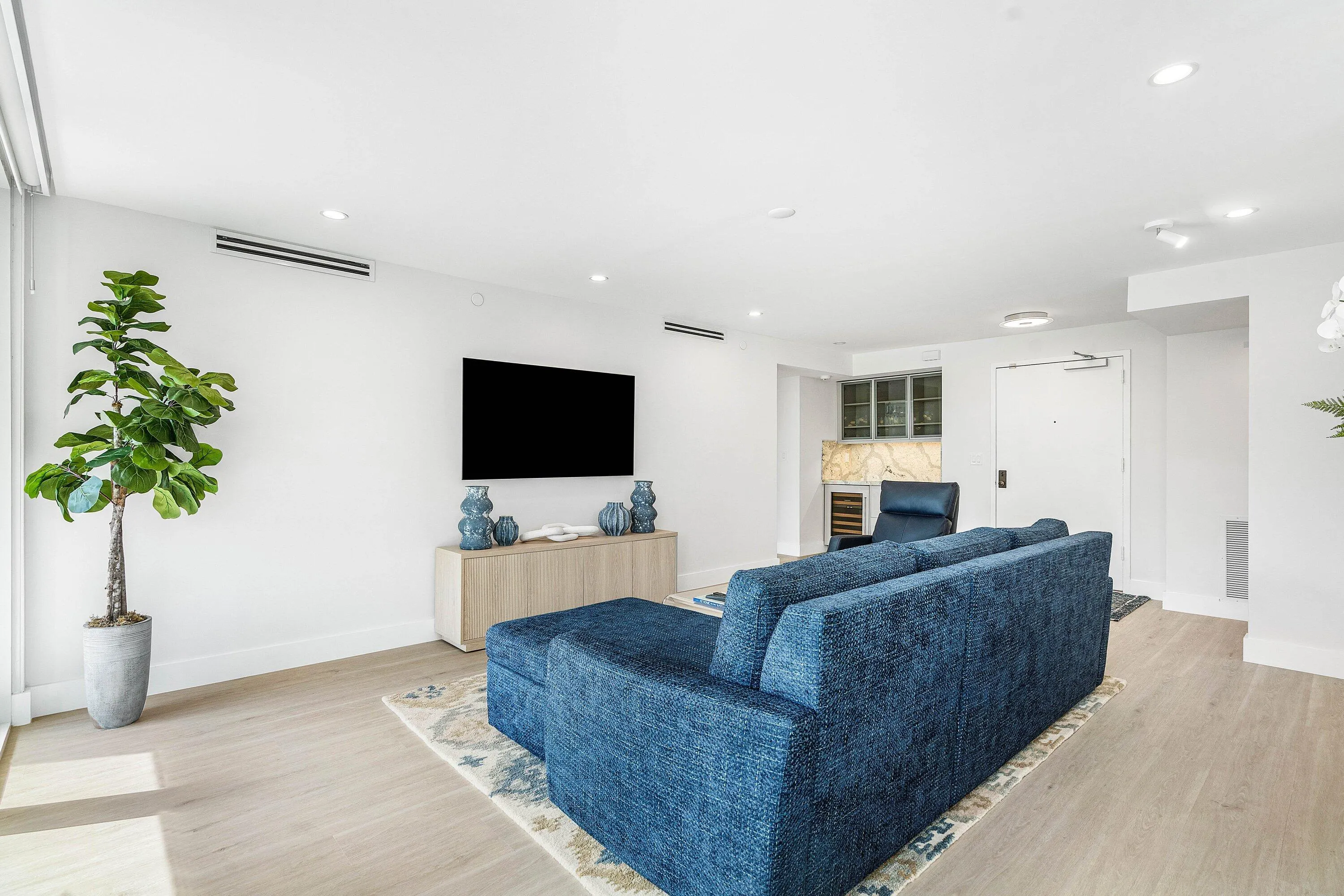 120 SE 5th Avenue, #319
