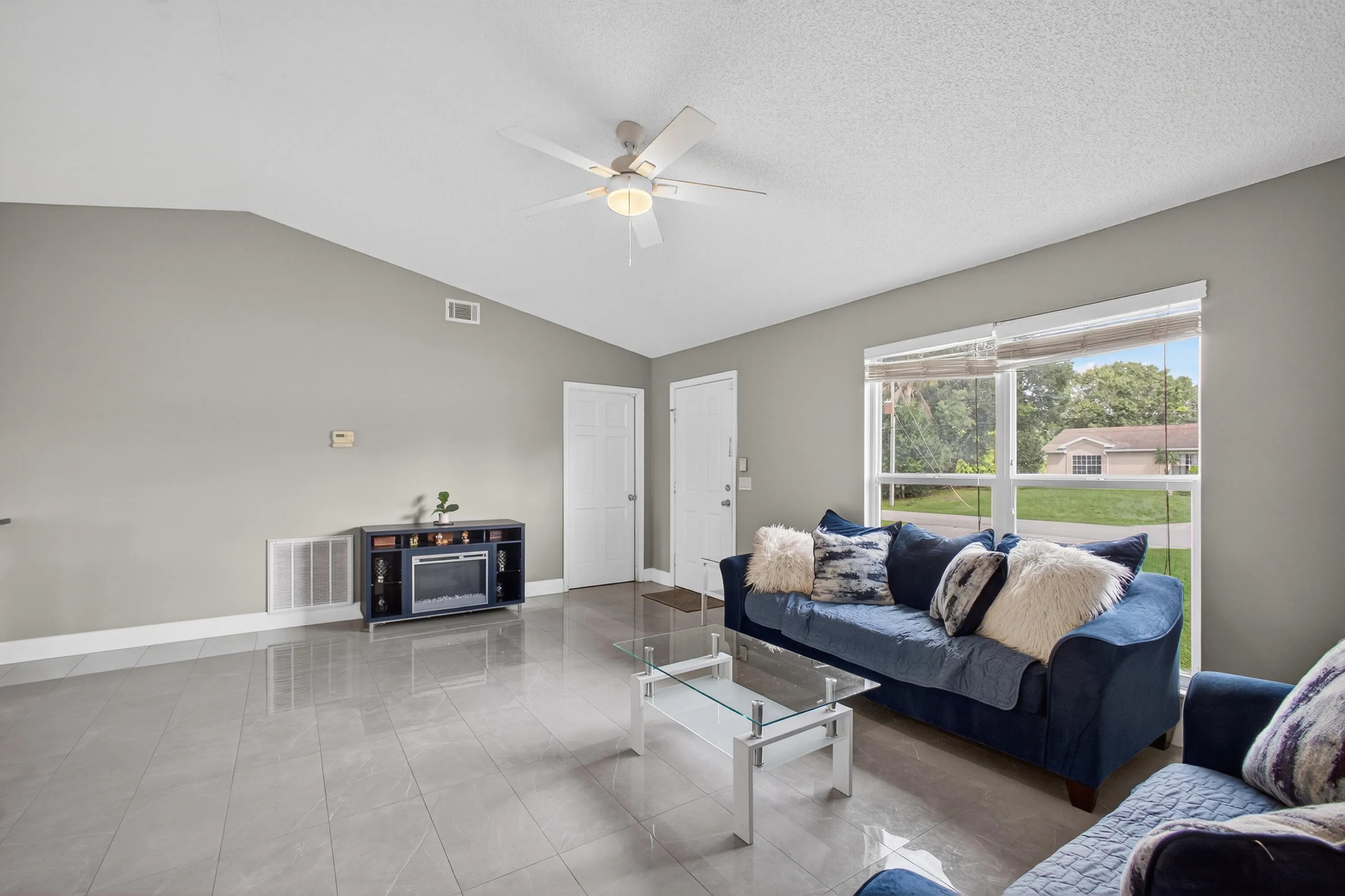 626 SW Lucero Drive