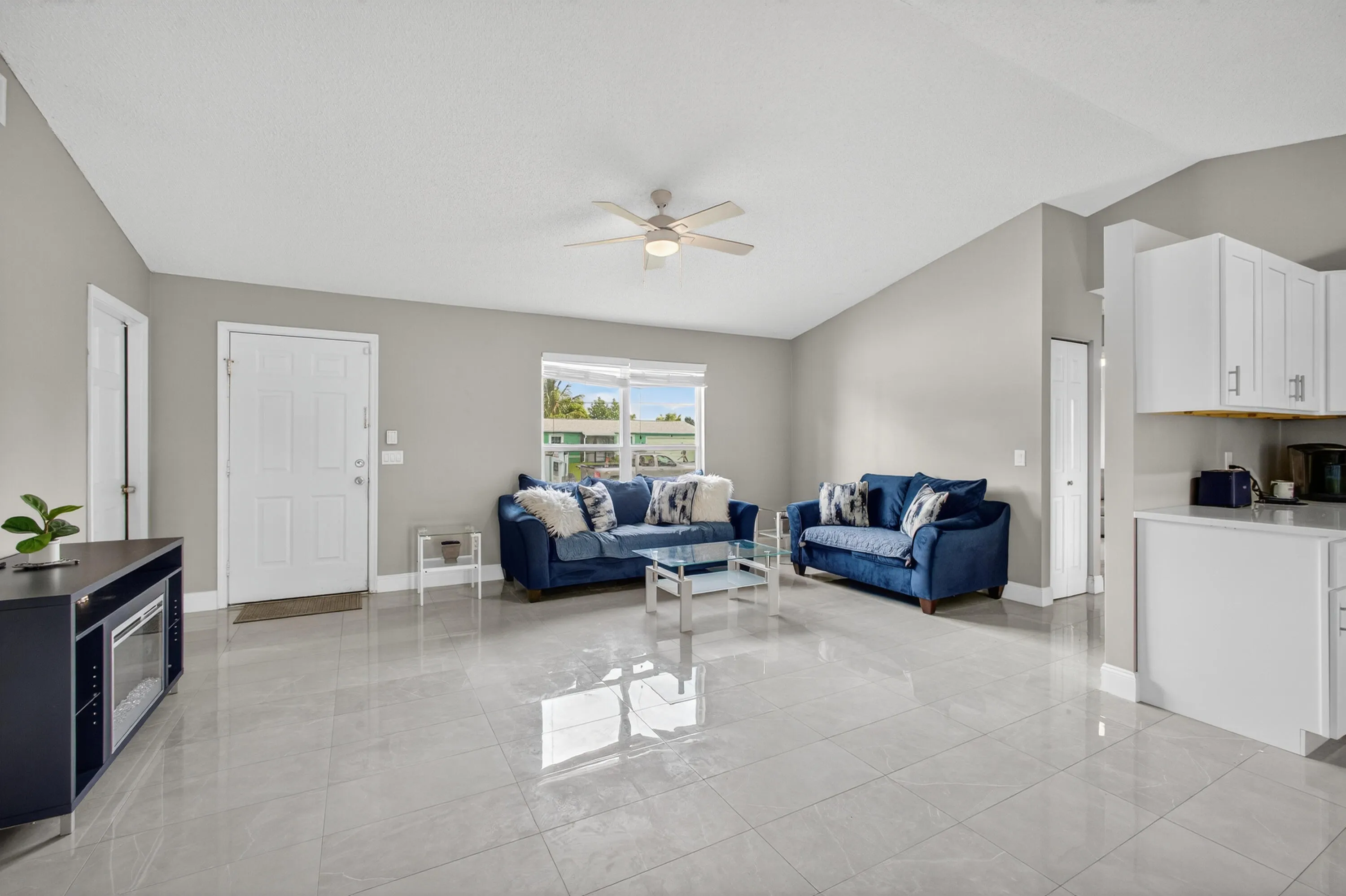 626 SW Lucero Drive