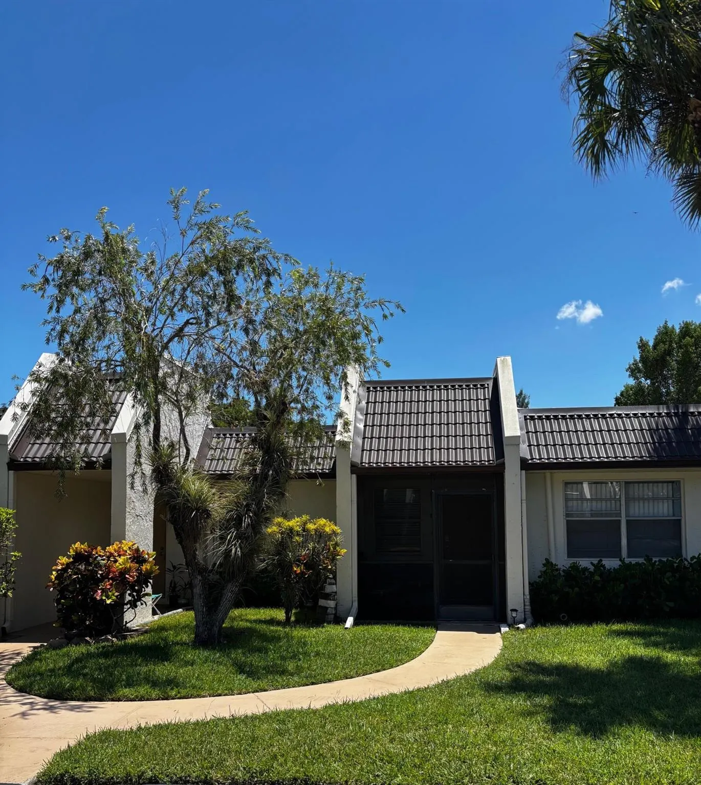 126 Lake Rebecca Drive, #H