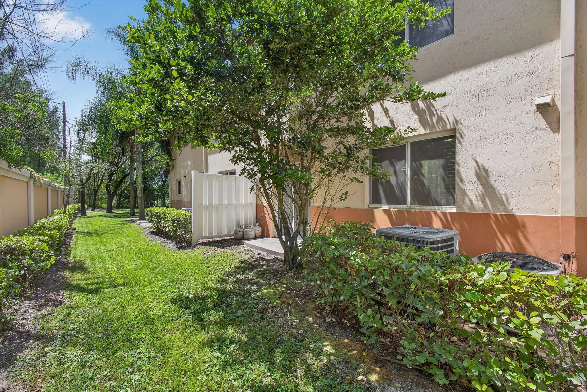 3770 N Jog Road, #105