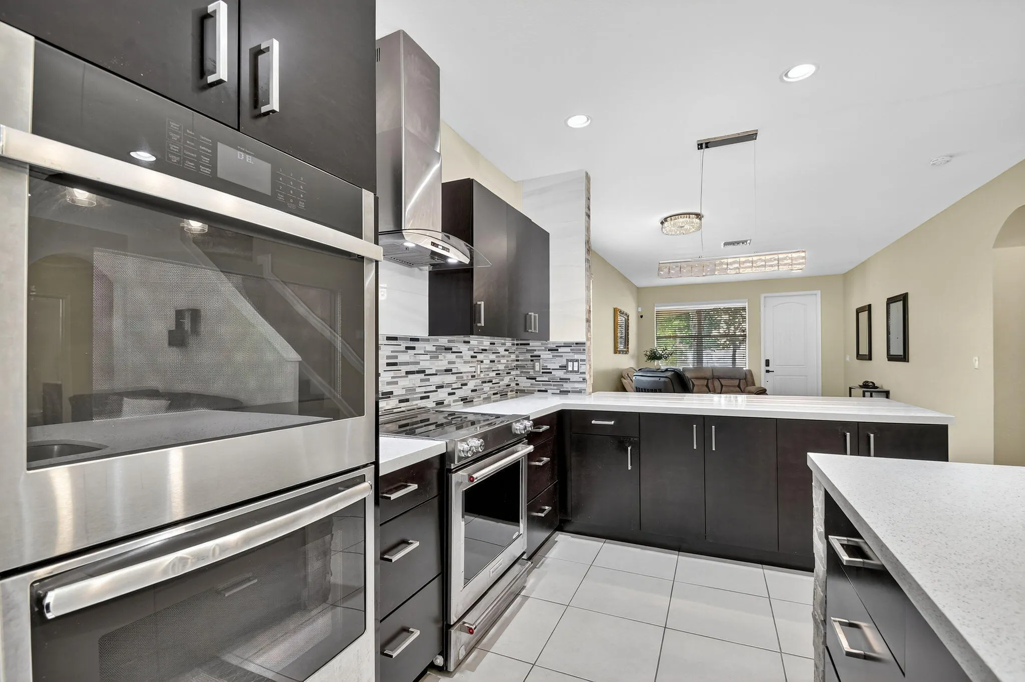 5625 Caranday Palm Drive