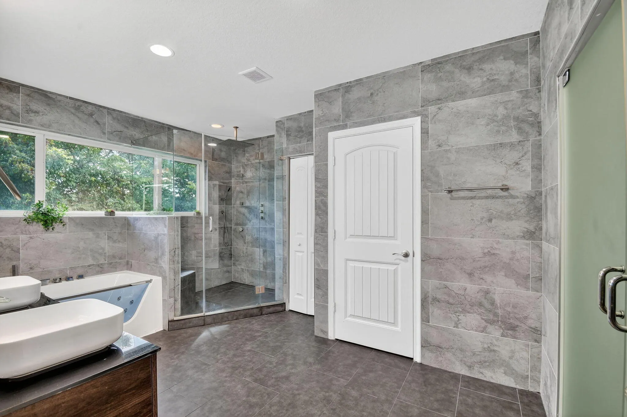 5625 Caranday Palm Drive