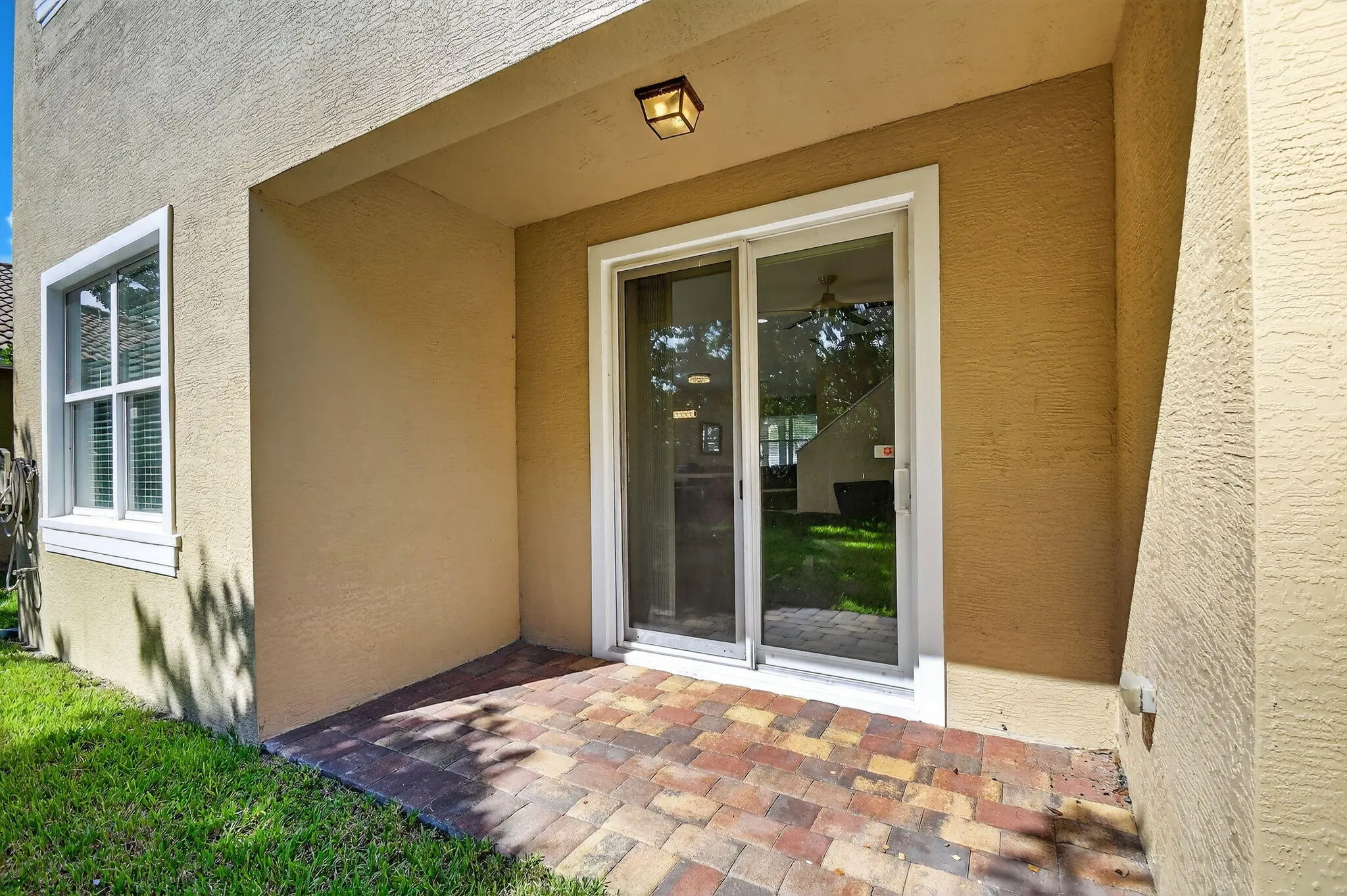 5625 Caranday Palm Drive