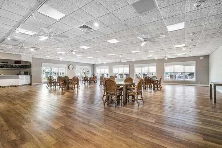 900 Dogwood Drive, #235