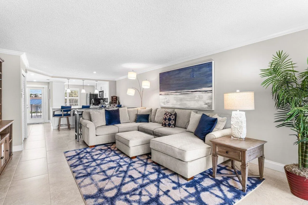 900 Dogwood Drive, #235