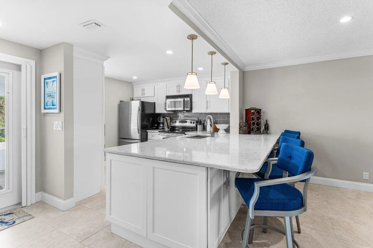 900 Dogwood Drive, #235