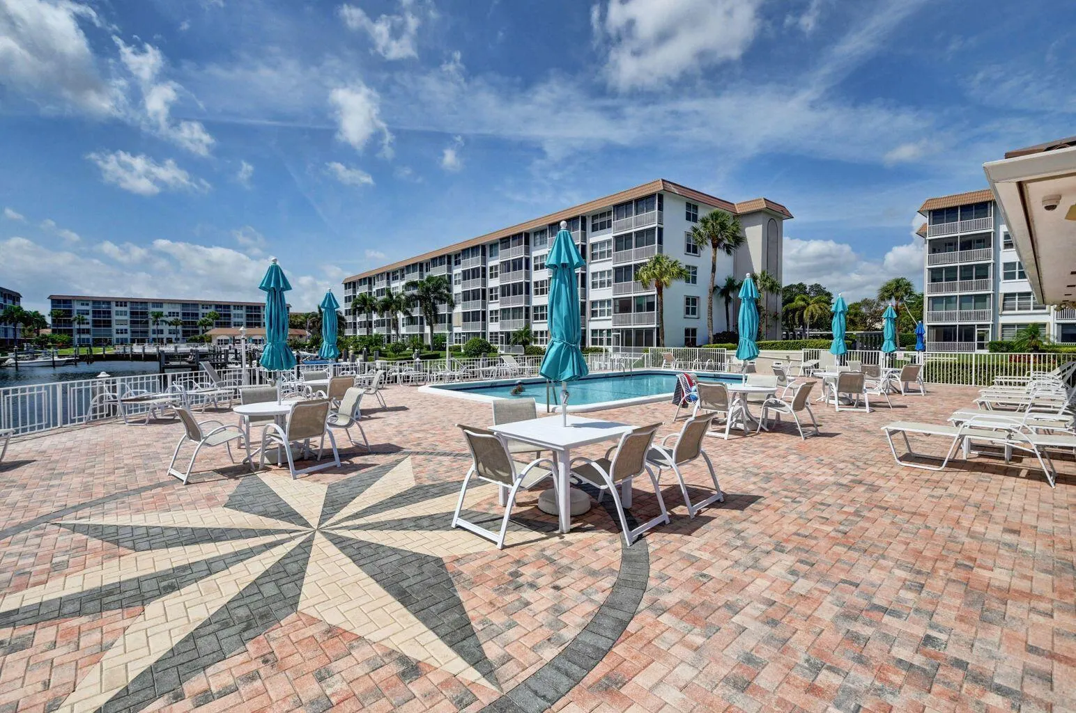 900 Dogwood Drive, #235