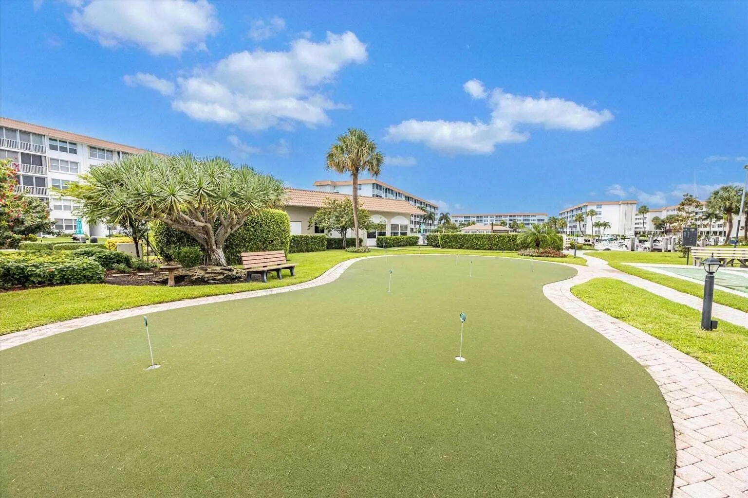900 Dogwood Drive, #235