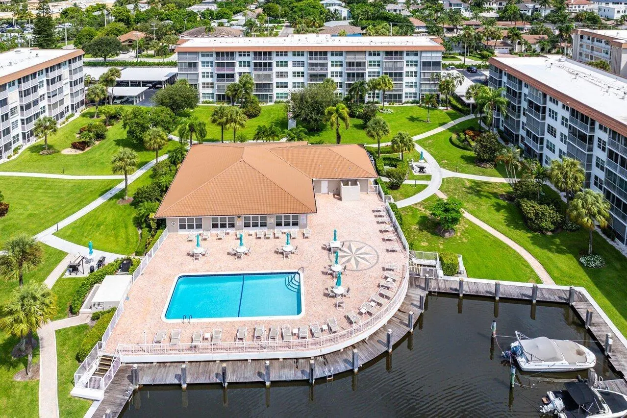 900 Dogwood Drive, #235
