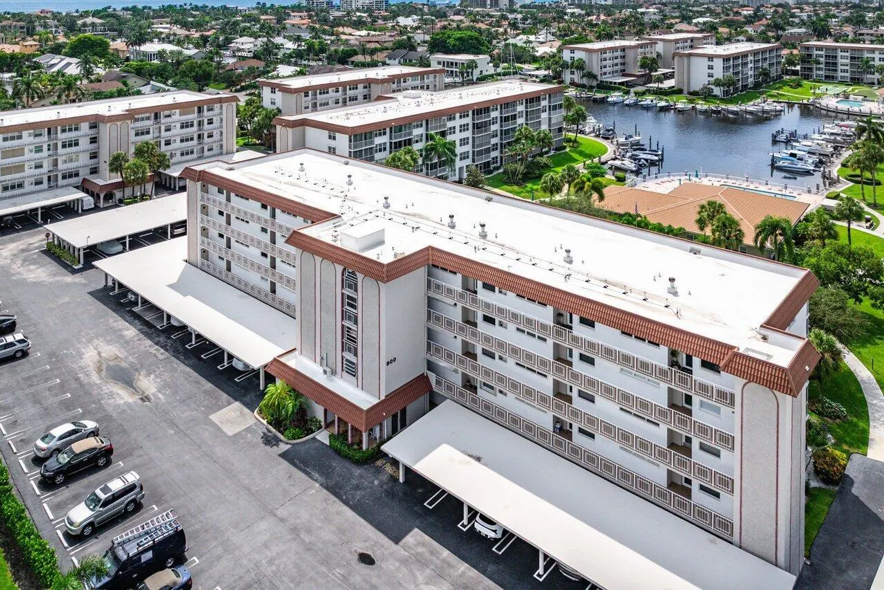 900 Dogwood Drive, #235