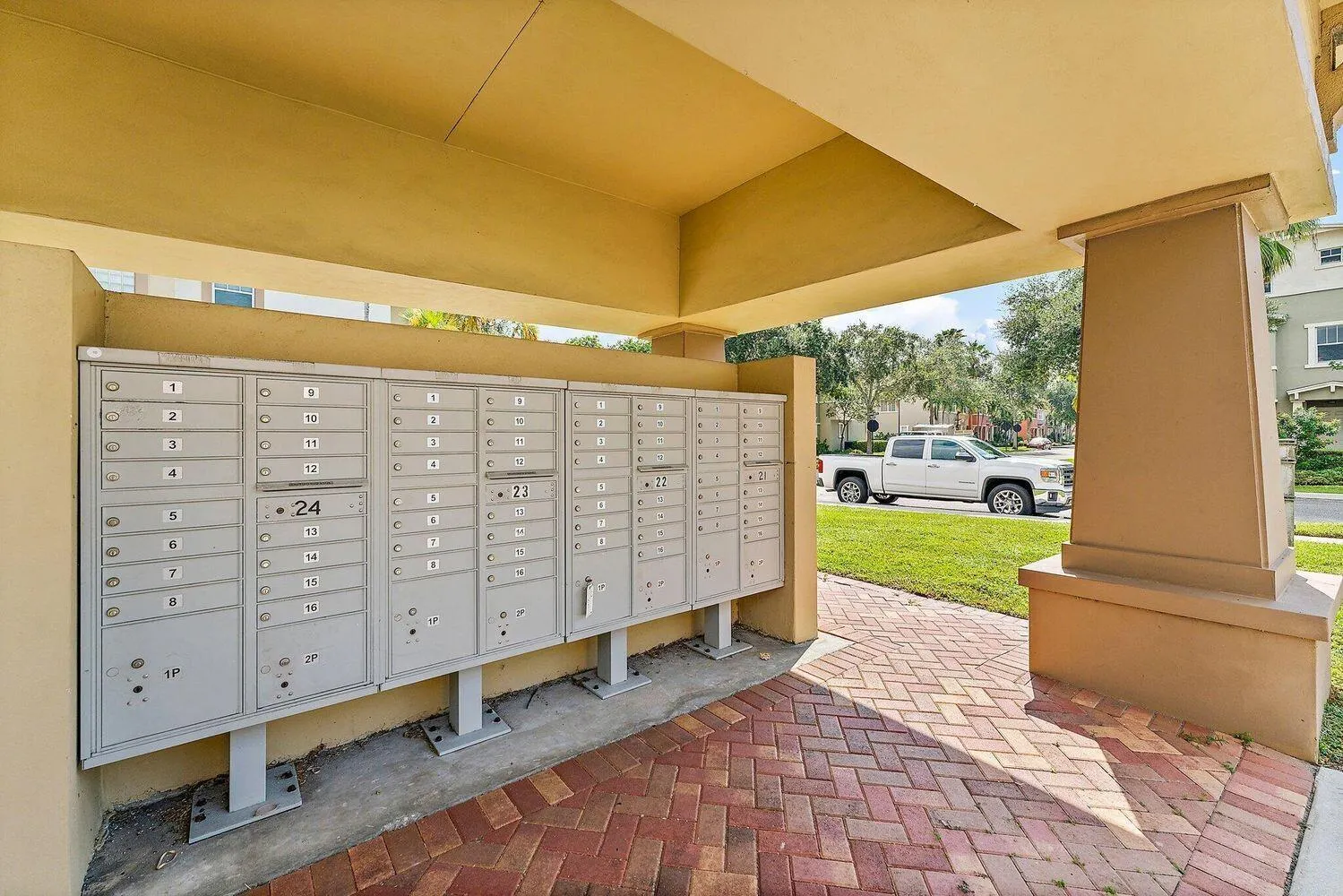 500 Pacific Grove Drive, #8