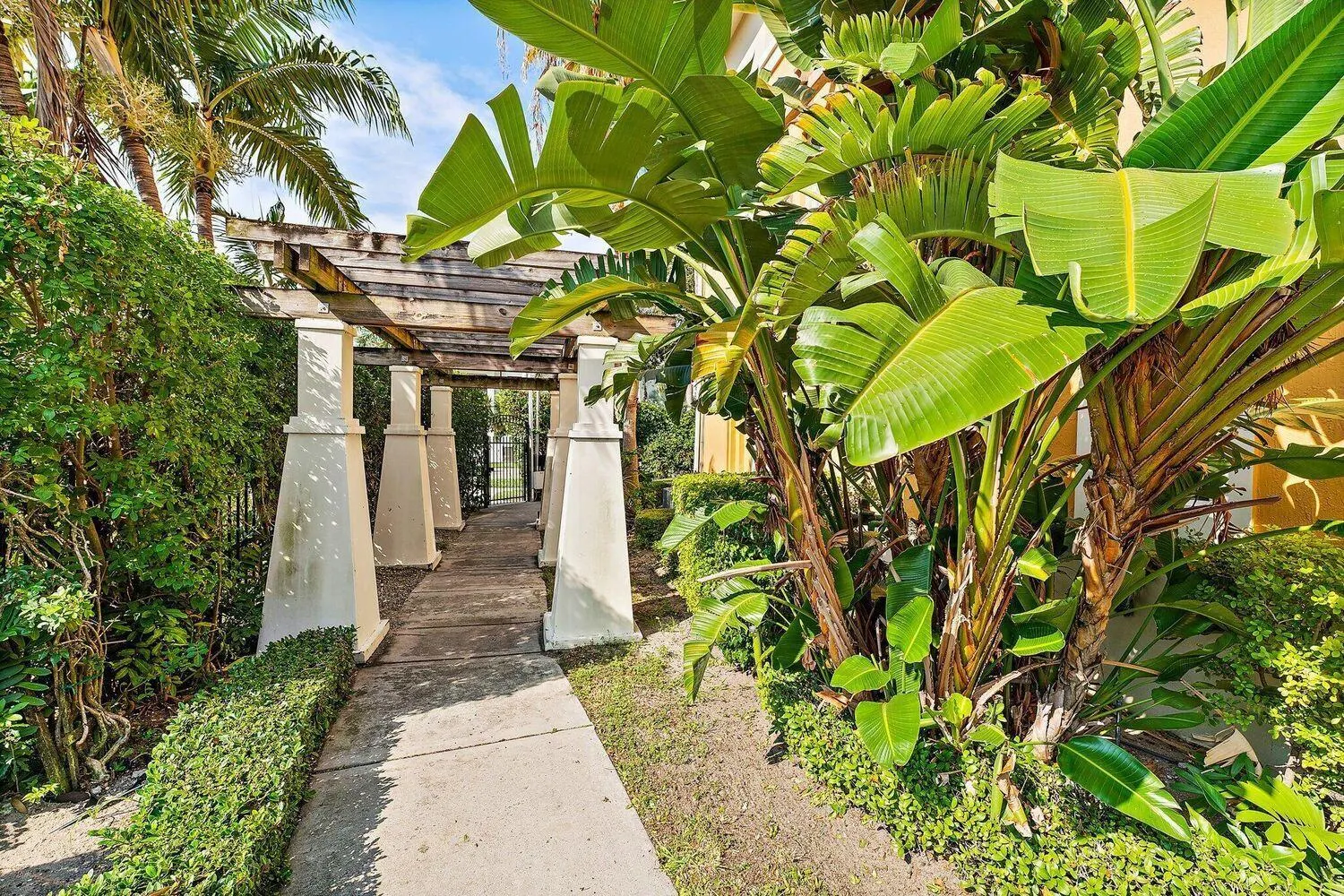 500 Pacific Grove Drive, #8
