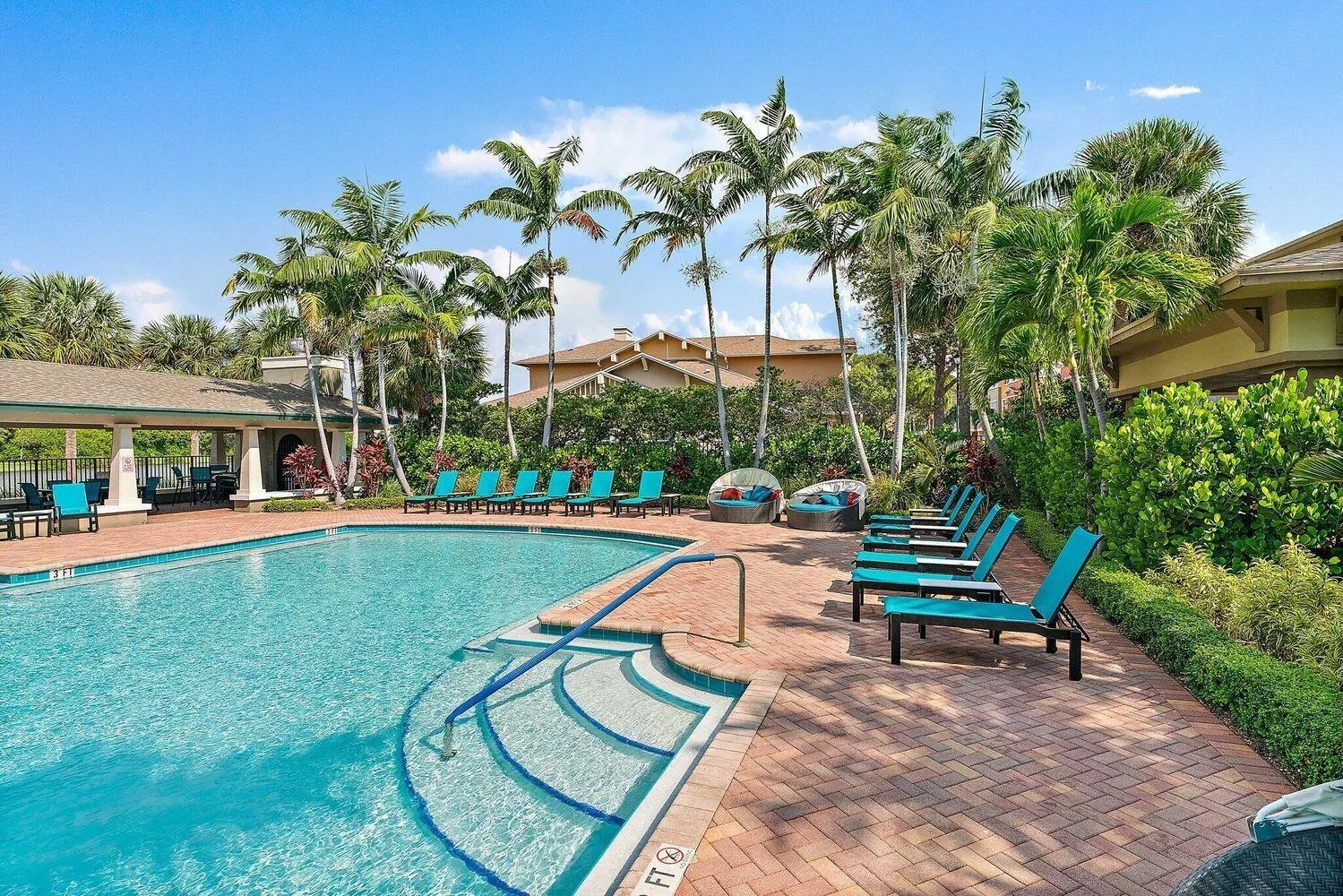 500 Pacific Grove Drive, #8