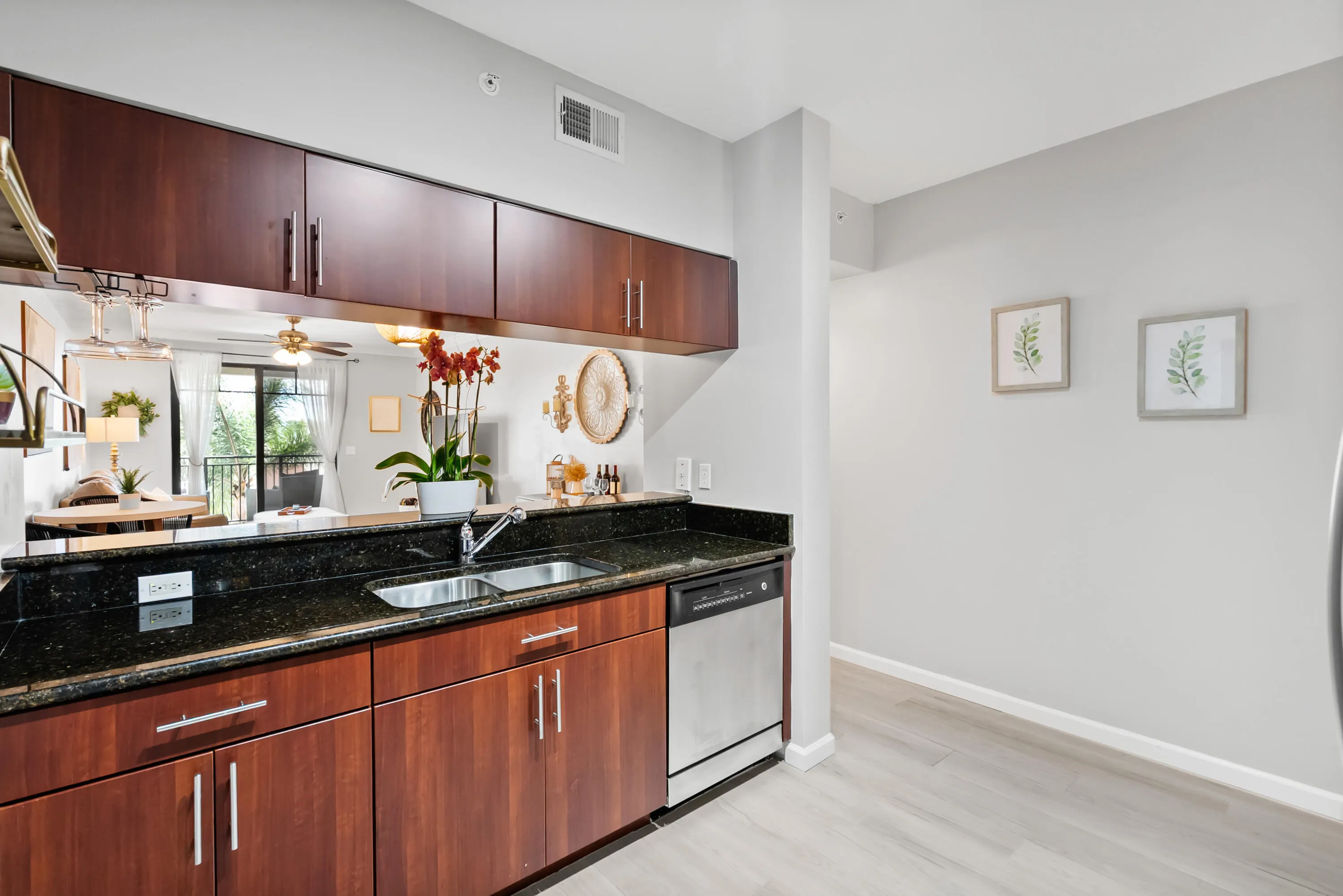 4883 Pga Boulevard, #305